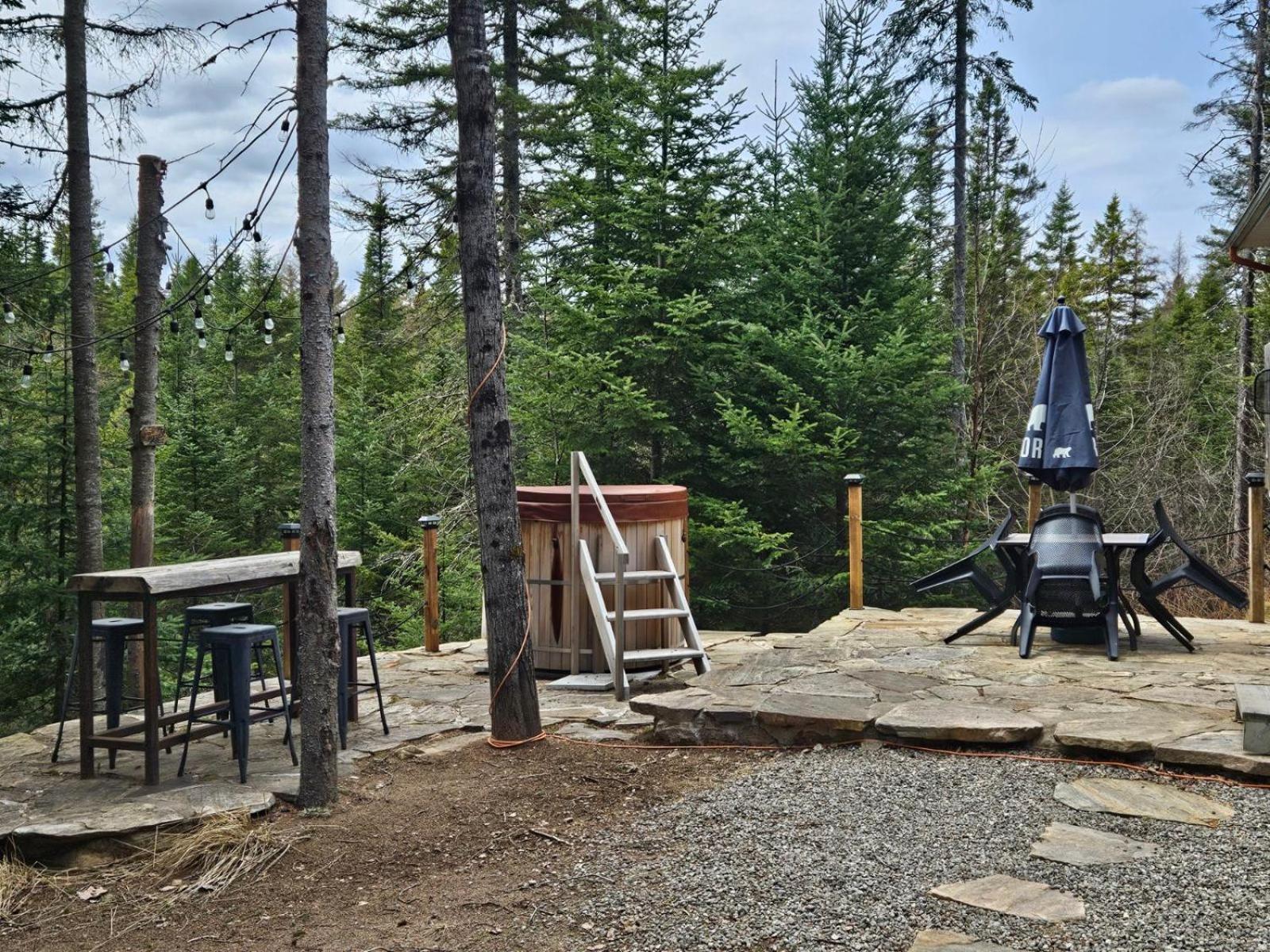 Chalet Le Cozy, Spa Et Sauna Notre-Dame-de-la-Merci Luaran gambar