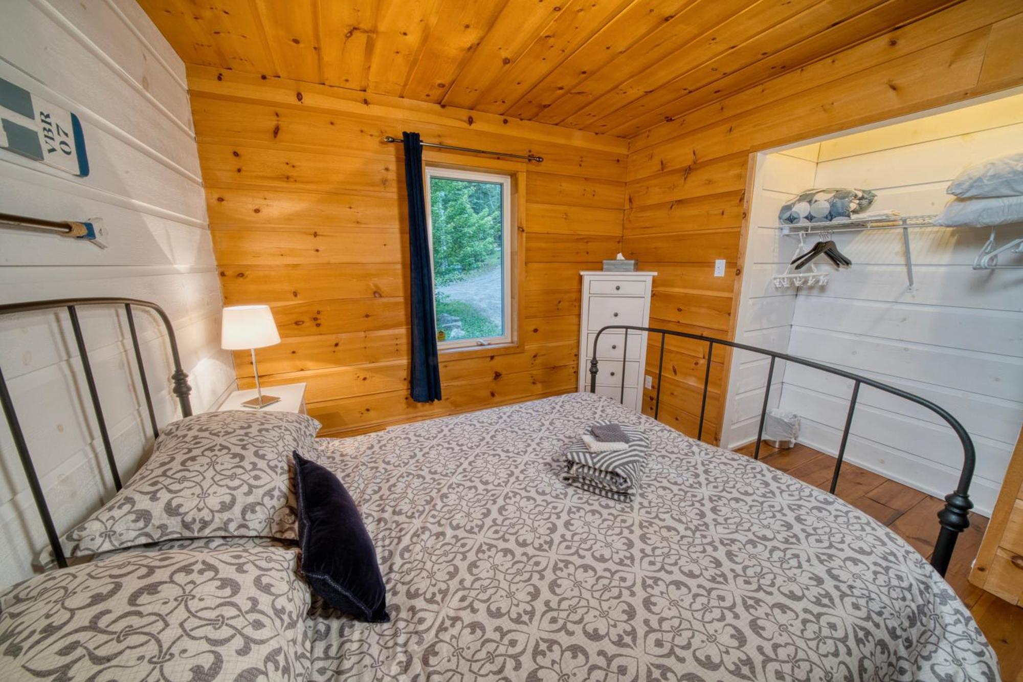 Chalet Le Cozy, Spa Et Sauna Notre-Dame-de-la-Merci Luaran gambar